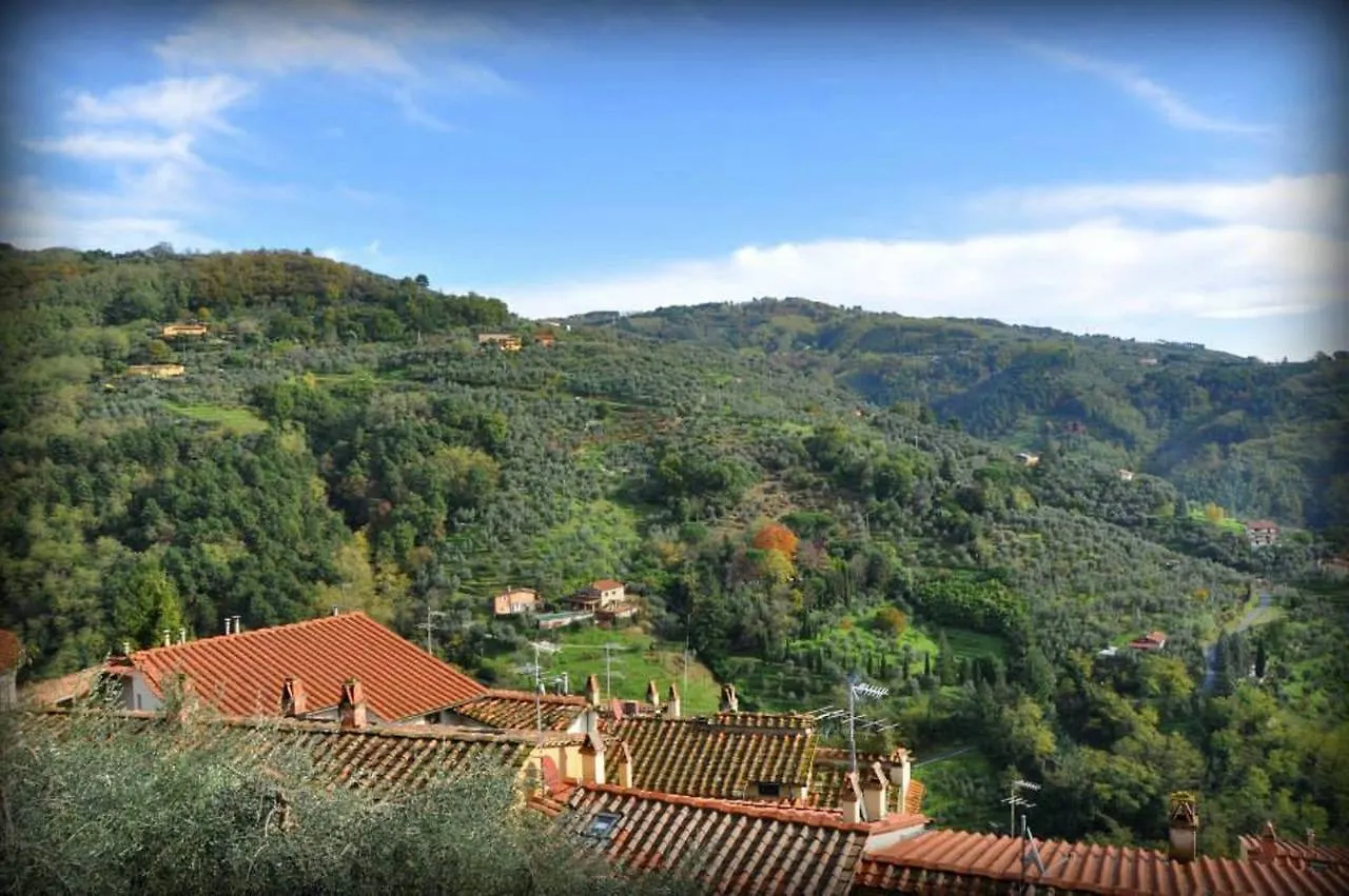 Holiday Home Porta Alla Fonte Massa e Cozzile