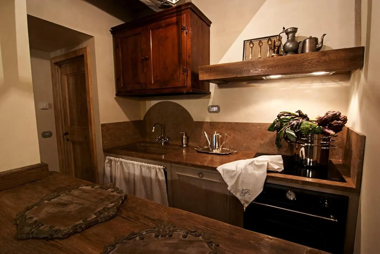 Holiday Home Porta Alla Fonte Massa e Cozzile
